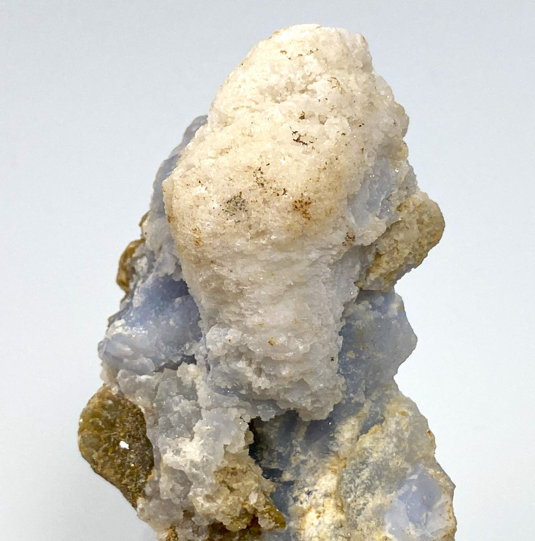 Chalcedony, calcite, siderite, Hüttenberg, Carinthia, Austria