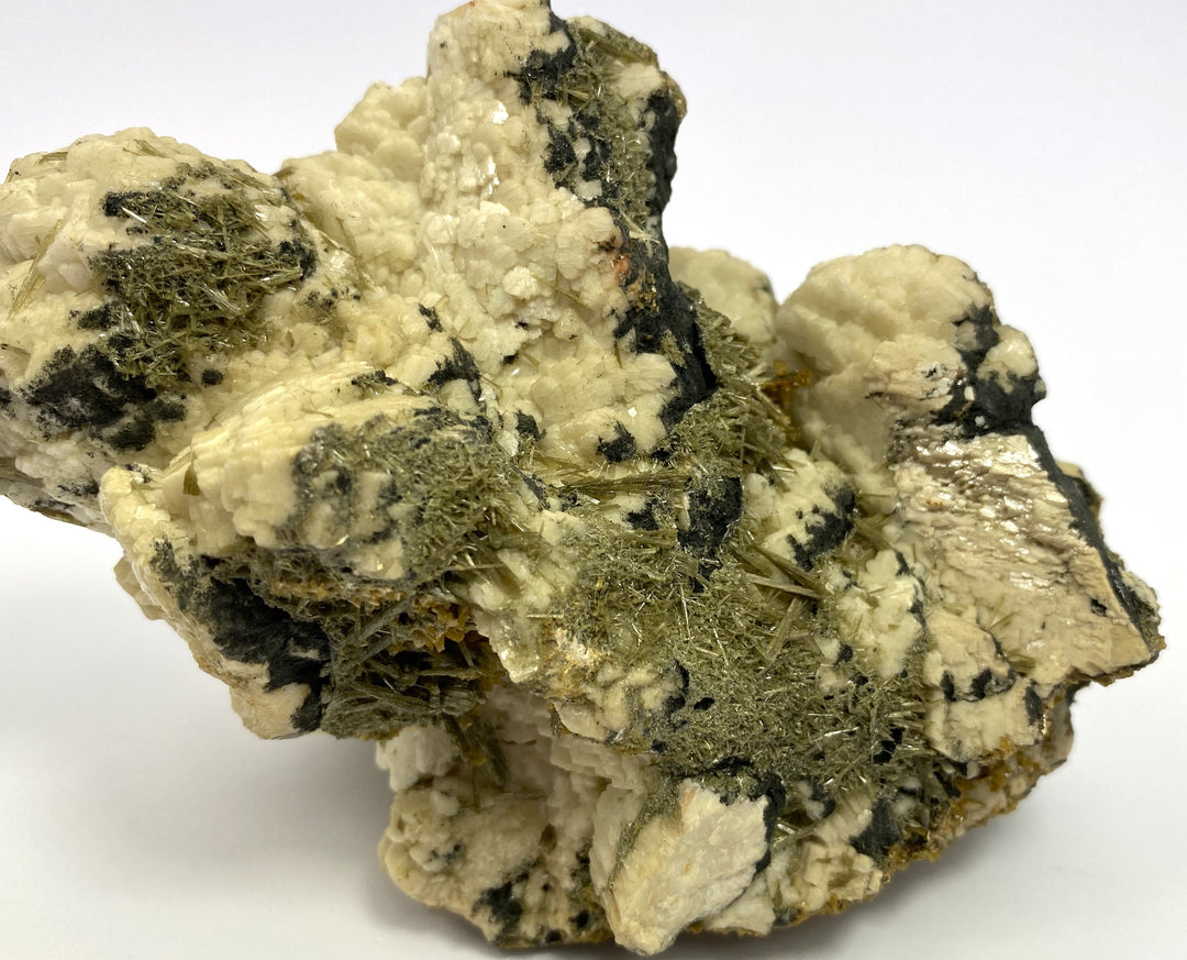 Feldspar, clinozoisite, Striegau, Sobotka Massif, Silesia, Poland