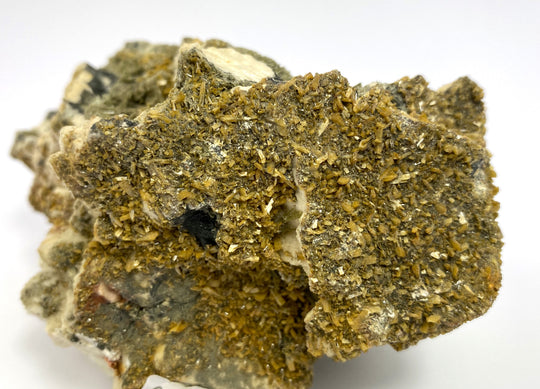 Feldspar, clinozoisite, Striegau, Sobotka Massif, Silesia, Poland