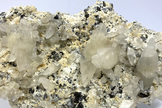 Calcite, sphalerite, Gyöngyösoroszi, Hungary