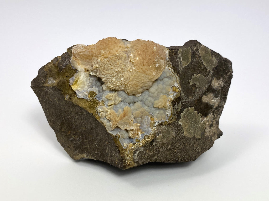 Calcite, chalcedony, Weitendorf, Styria, Austria
